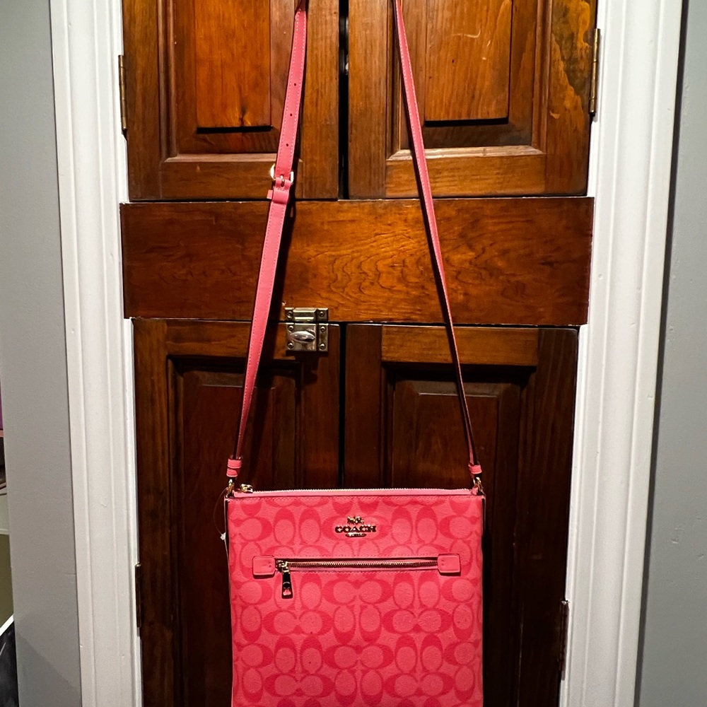 Coach Pink Crossbody Bag - Picture 6 of 16